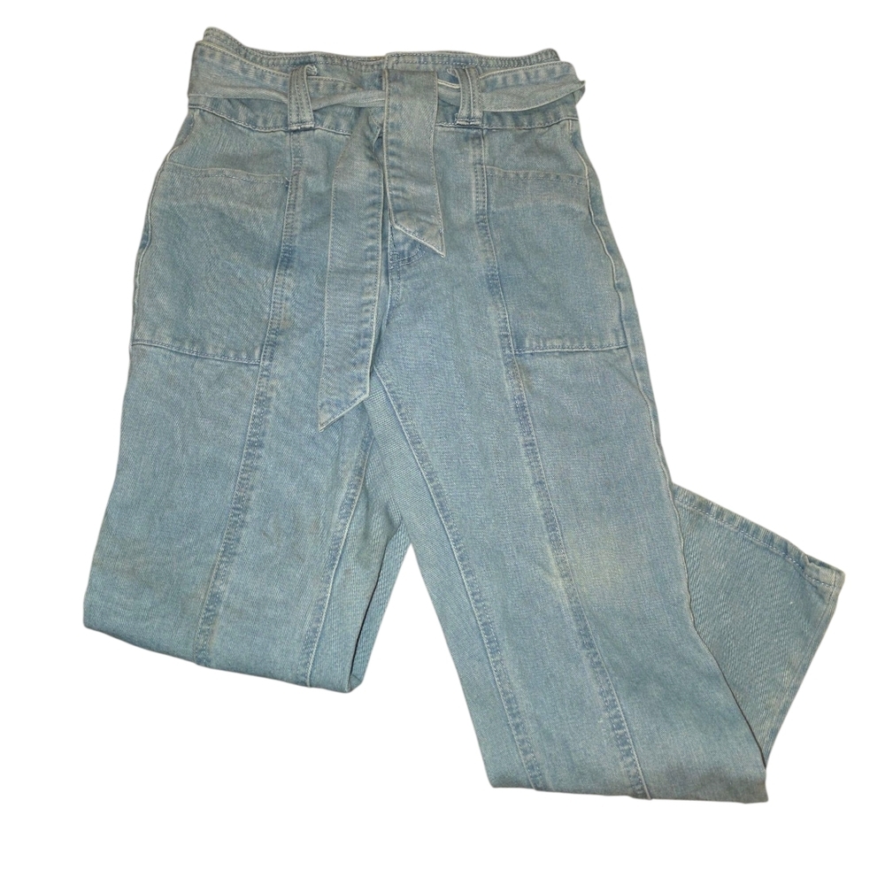 Forever 21 High Rise Denim Jeans Light Blue With A Belt